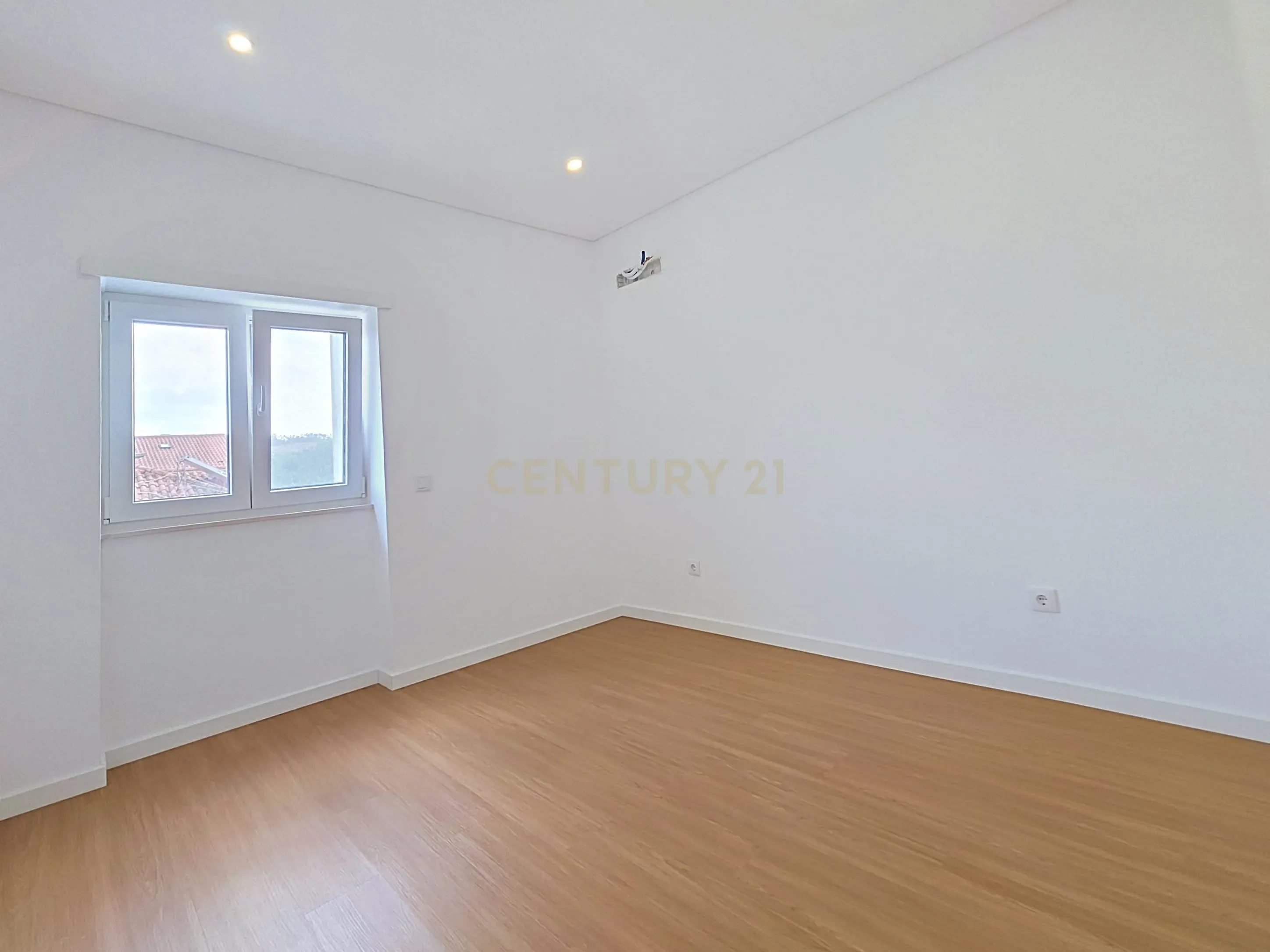 Fotografia 12 de Apartamento T3, Renovado em Santo António dos Olivais, Coimbra