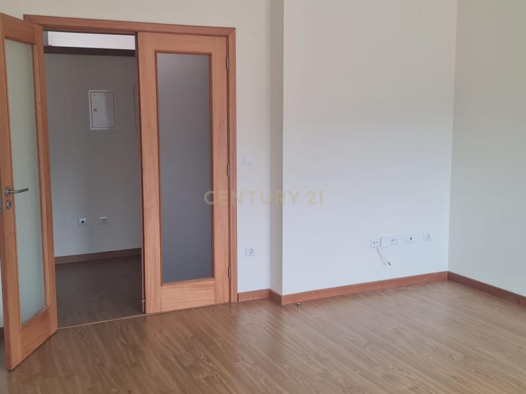 Apartamento T2 Povoa de Lanhoso - Image 8