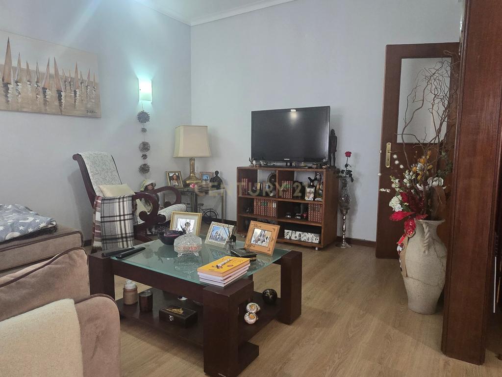 Apartamento T3 em Viana do Castelo com Varanda e Boa Localização - Image 11