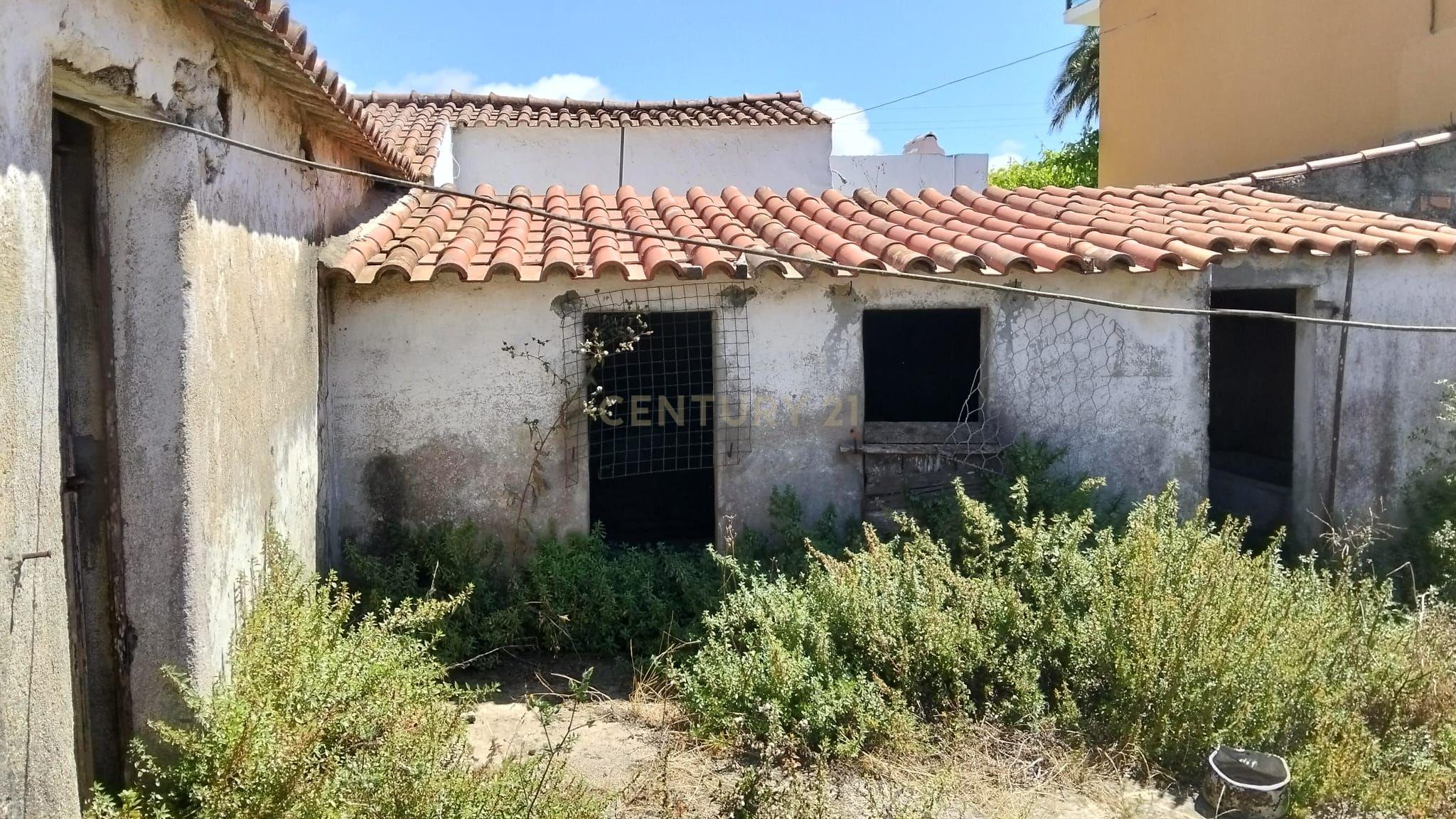 Fotografia 4 de Terreno Urbano para Construção com 190 m² e Projeto Aprovado para Moradia T2 Térrea – São Pedro da Cadeira