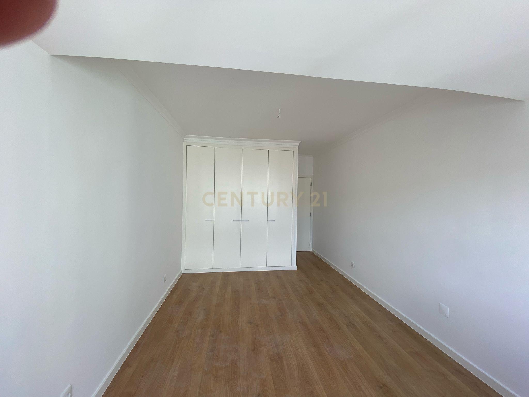 Apartamento T2 em Lisboa - Image 4