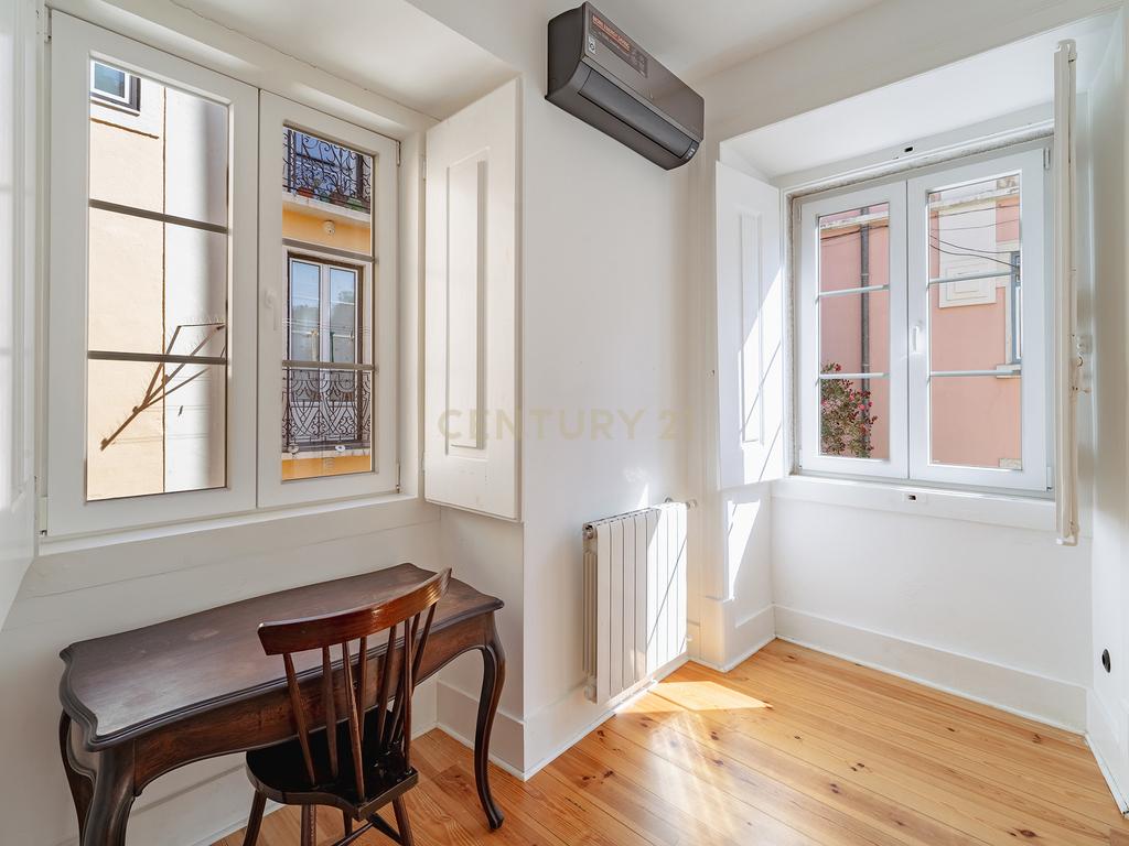 APARTAMENTO DE LUXO NA RUA DE SÃO BENTO — 188 m² | PRÍNCIPE REAL · ESTRELA - Image 47