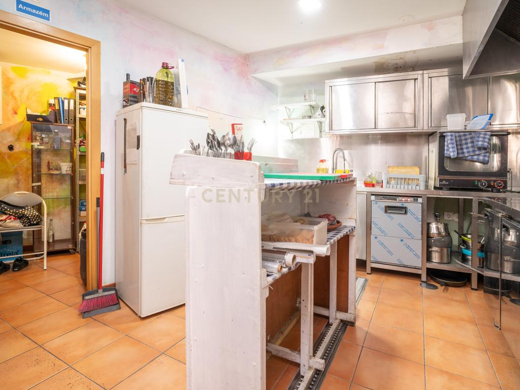 Trespasse – Restaurante em Funcionamento na Alta de Coimbra - Image 12