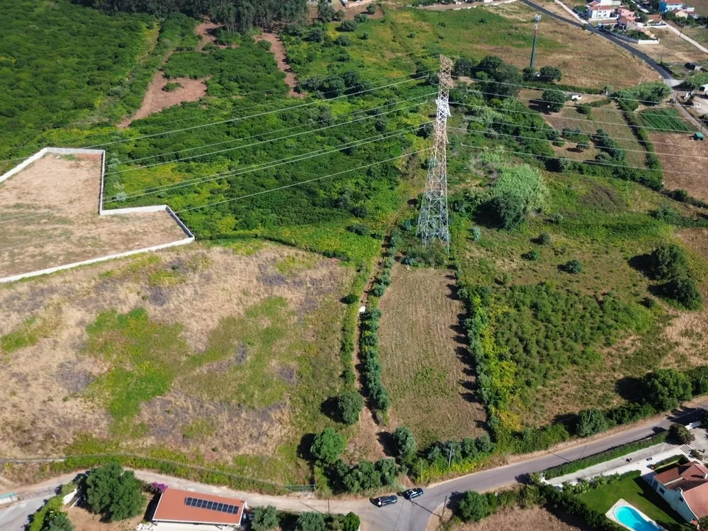 Terreno Rústico com 14.440 m² em Loures – Vista Desafogada, Exposição Solar e Acessos Diretos - Image 4