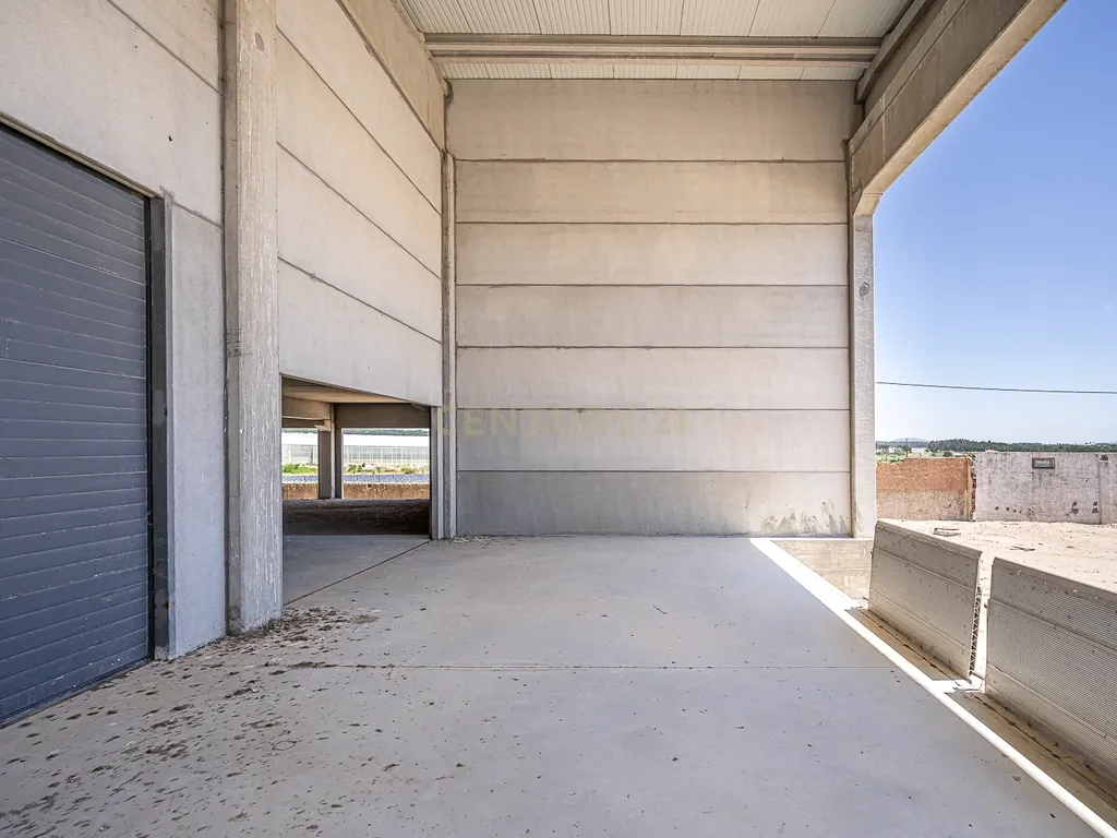 ARMAZEM PARA VENDA EM TORRES VEDRAS - Image 16