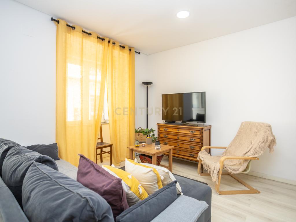Prédio de Charme Totalmente Renovado no Coração da Baixa de Setúbal – Investimento de Excelência - Image 12