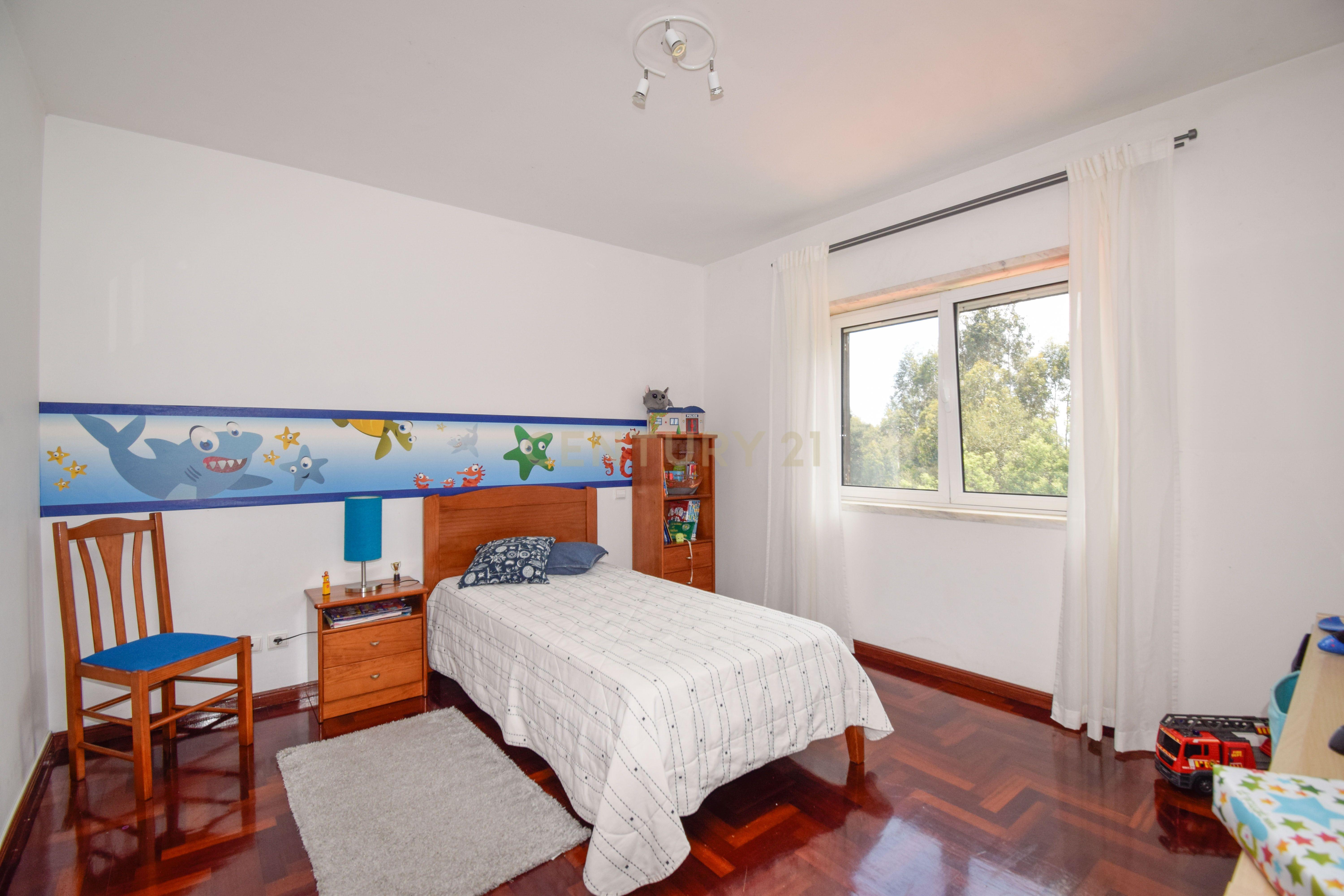 Moradia T5 de Sonho em Serra Chã – Caneças | Conforto, Natureza e Proximidade de Lisboa - Image 10