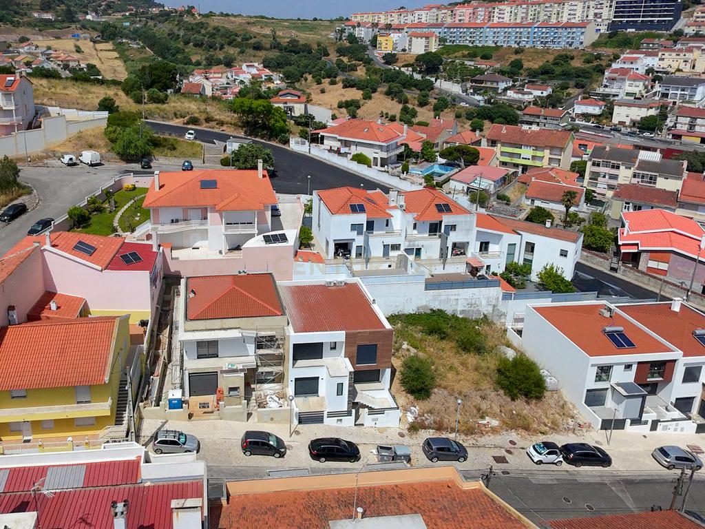 MORADIA NOVA A ESTREAR EM ODIVELAS / CANEÇAS - Image 29