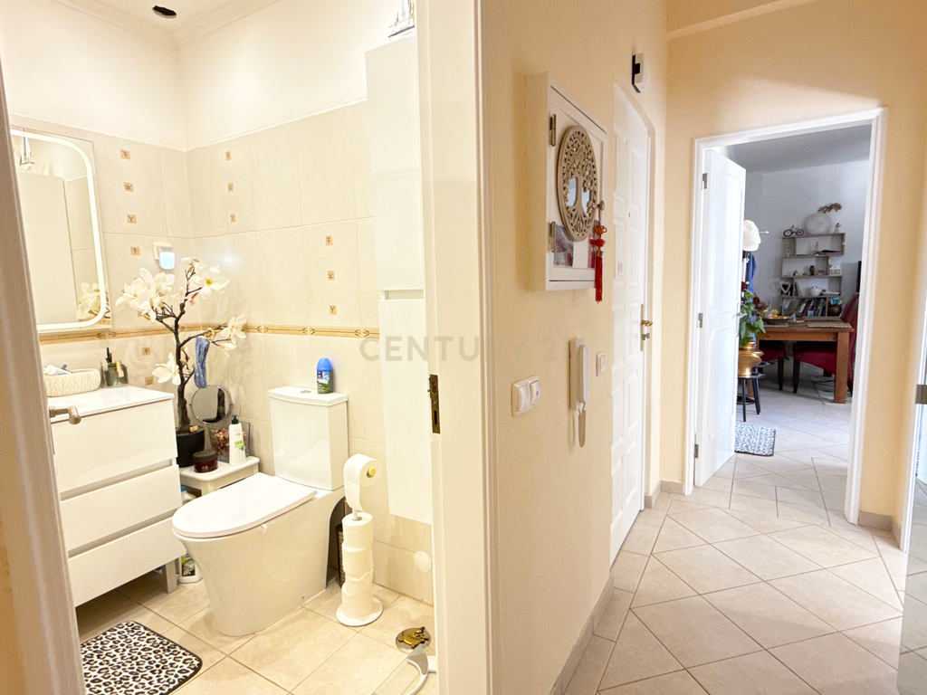 Apartamento Renovado em Porches, Lagoa - 1 Quarto com Vista - Image 11