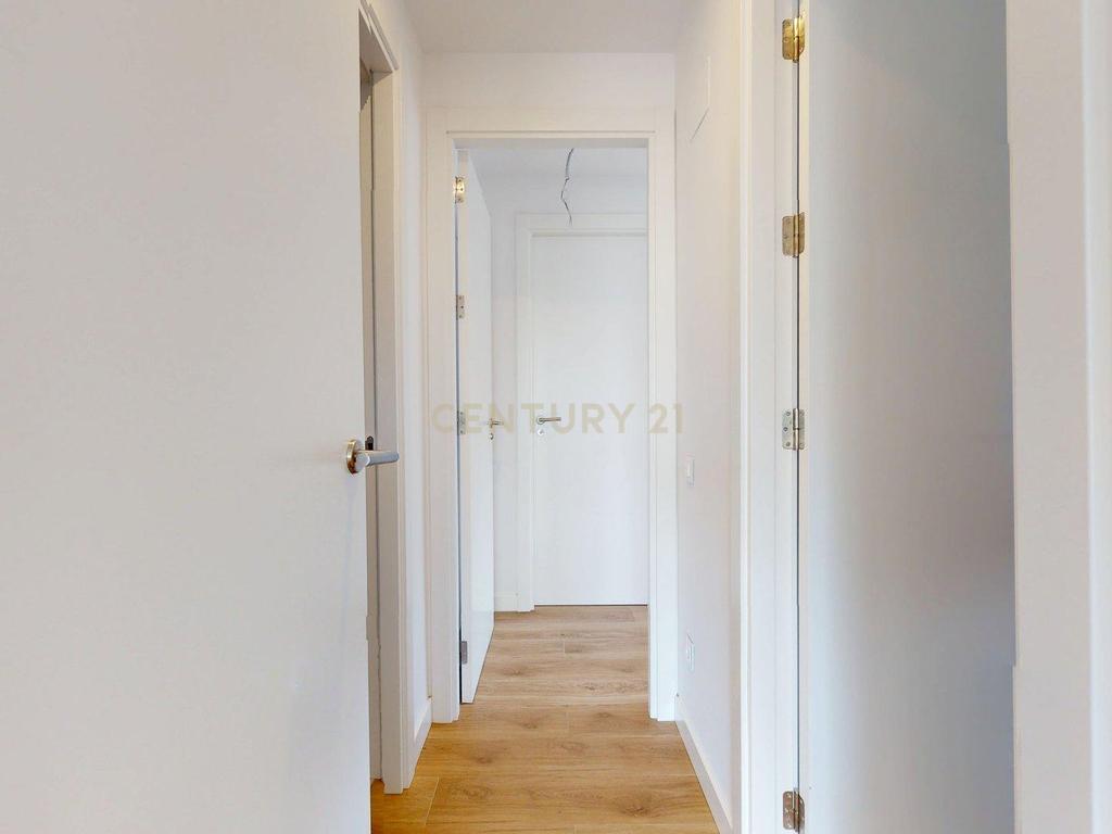  - Image 15