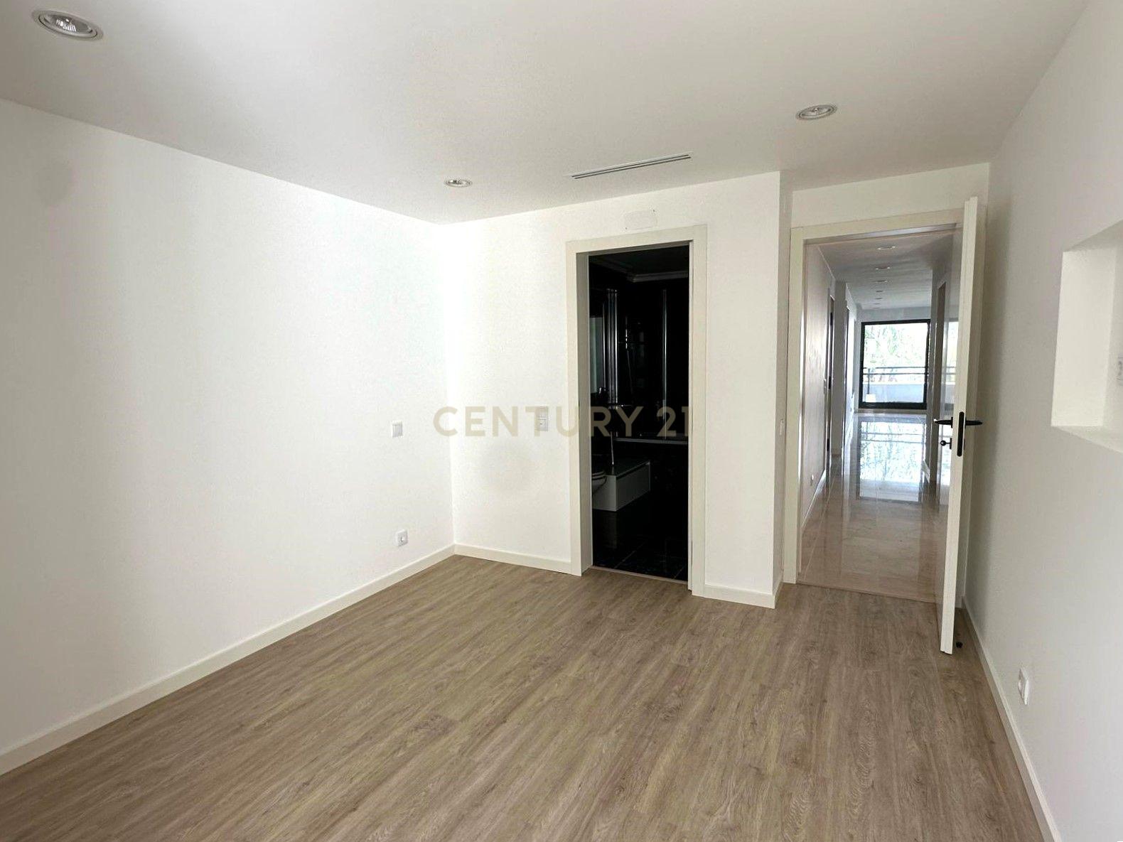 Apartamento T2 | Novo | Vilamoura | Condomínio Fechado - Image 10