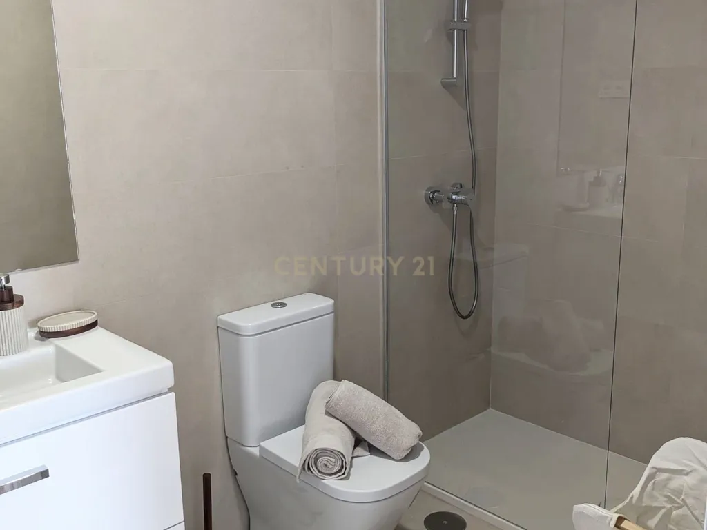 ESPECTACULAR APARTAMENTO PARA VENDA NO ARRANHA-CÉUS DE MALAGA! - Image 12