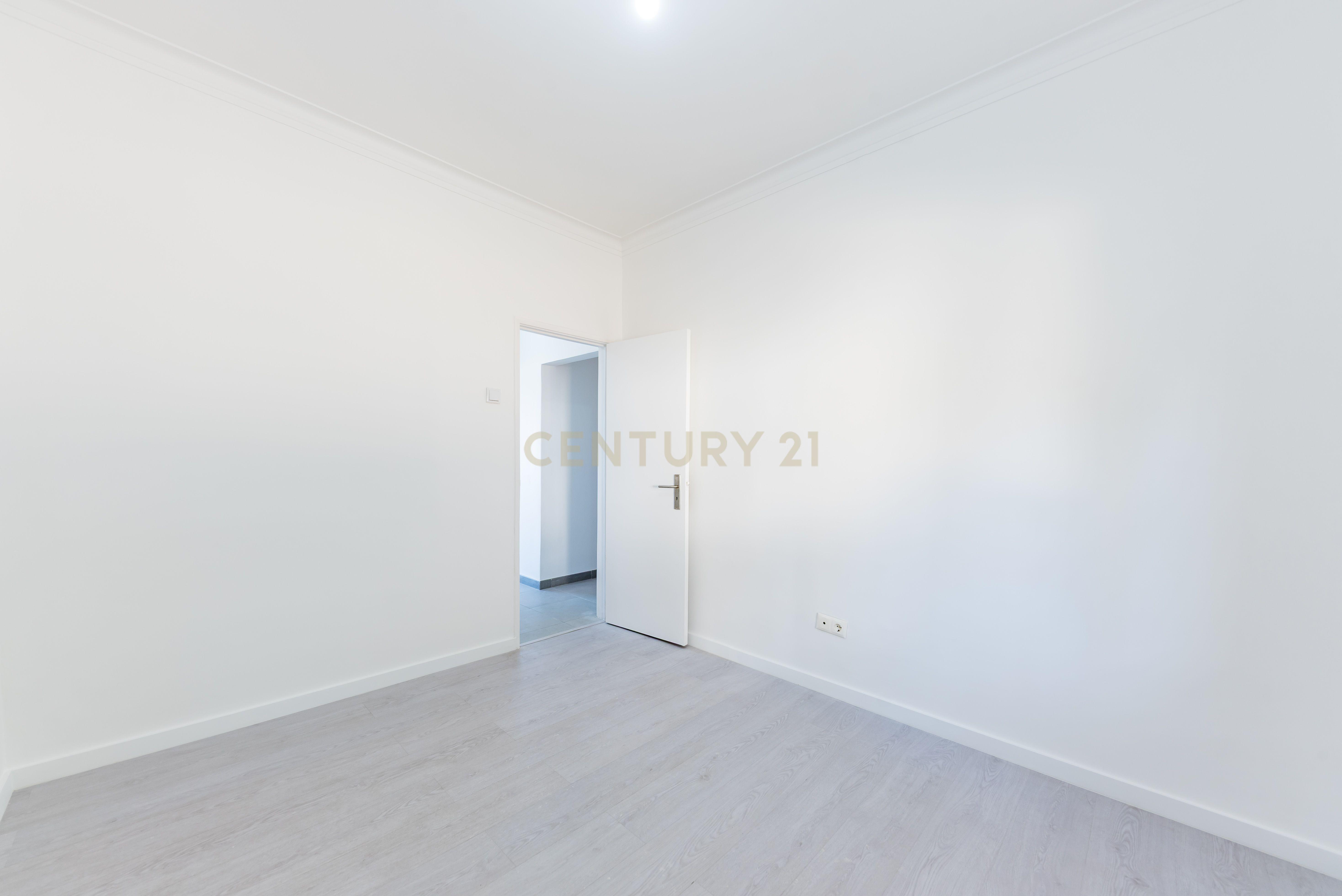 Fotografia 6 de T3 Renovado na Póvoa de Santa Iria