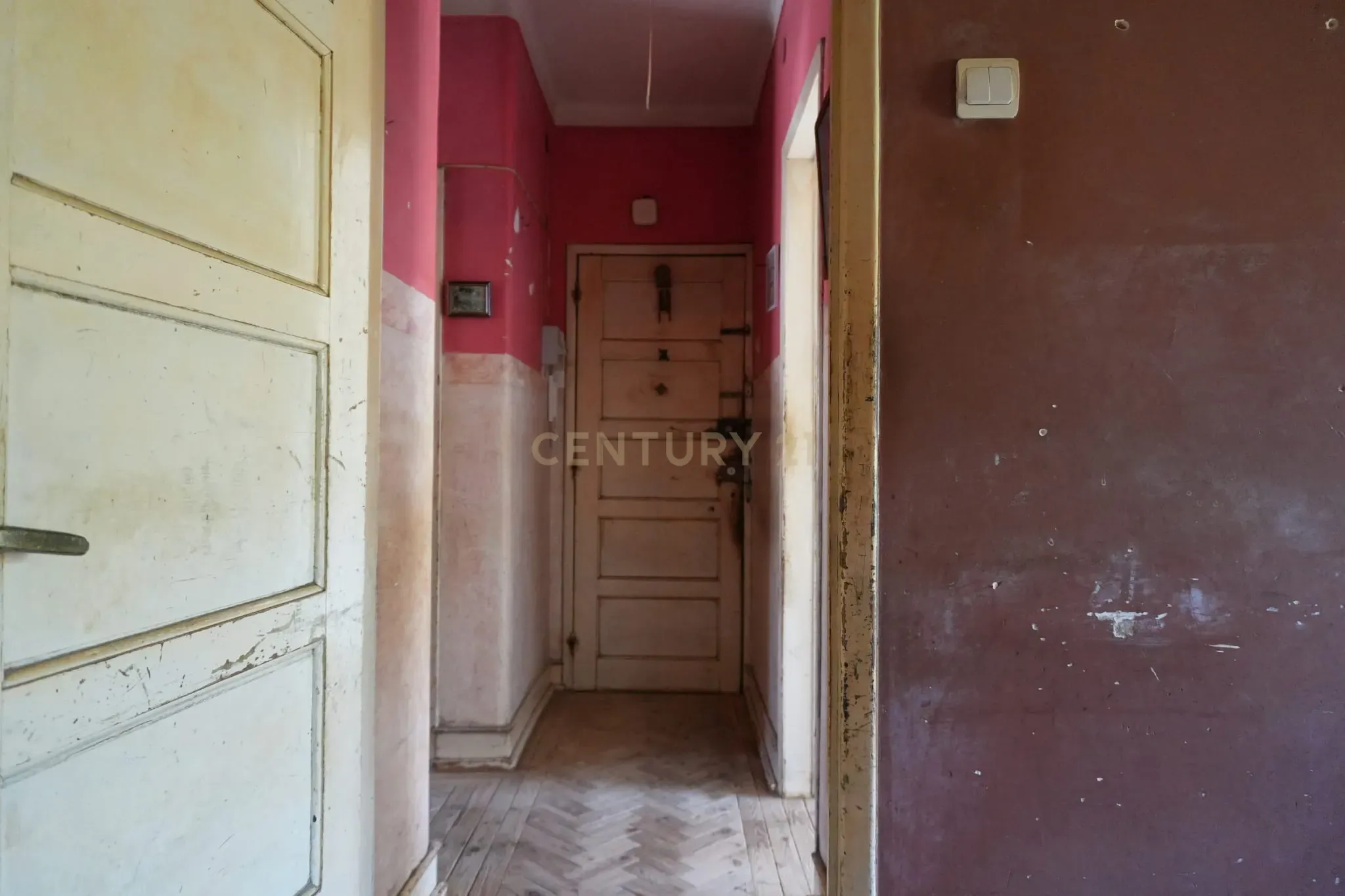 Fotografia 10 de Apartamento T2 para Recuperação em Almada, Cova da Piedade