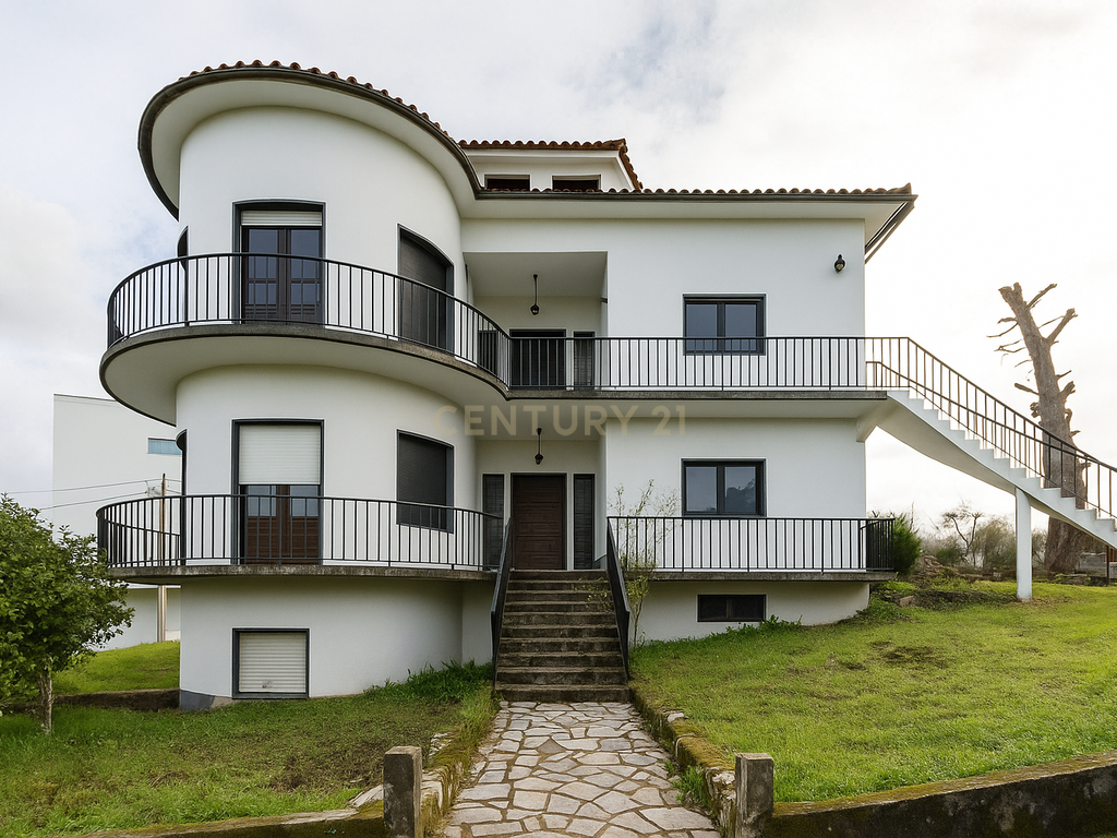Apartamento T3 com vistas para o Castelo - Image 24