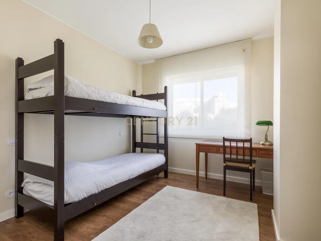 Apartamento T2 no Edifício Vilamar, Foz do Douro, Porto - Image 17