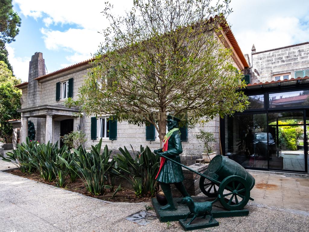 Propriedade Exclusiva no Murtal - Estoril: Moradia de Luxo - Image 6