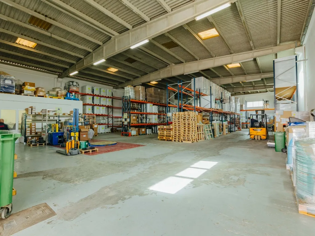 Armazém na Urbanização industrial Quinta dos Machados, Moita - Image 11
