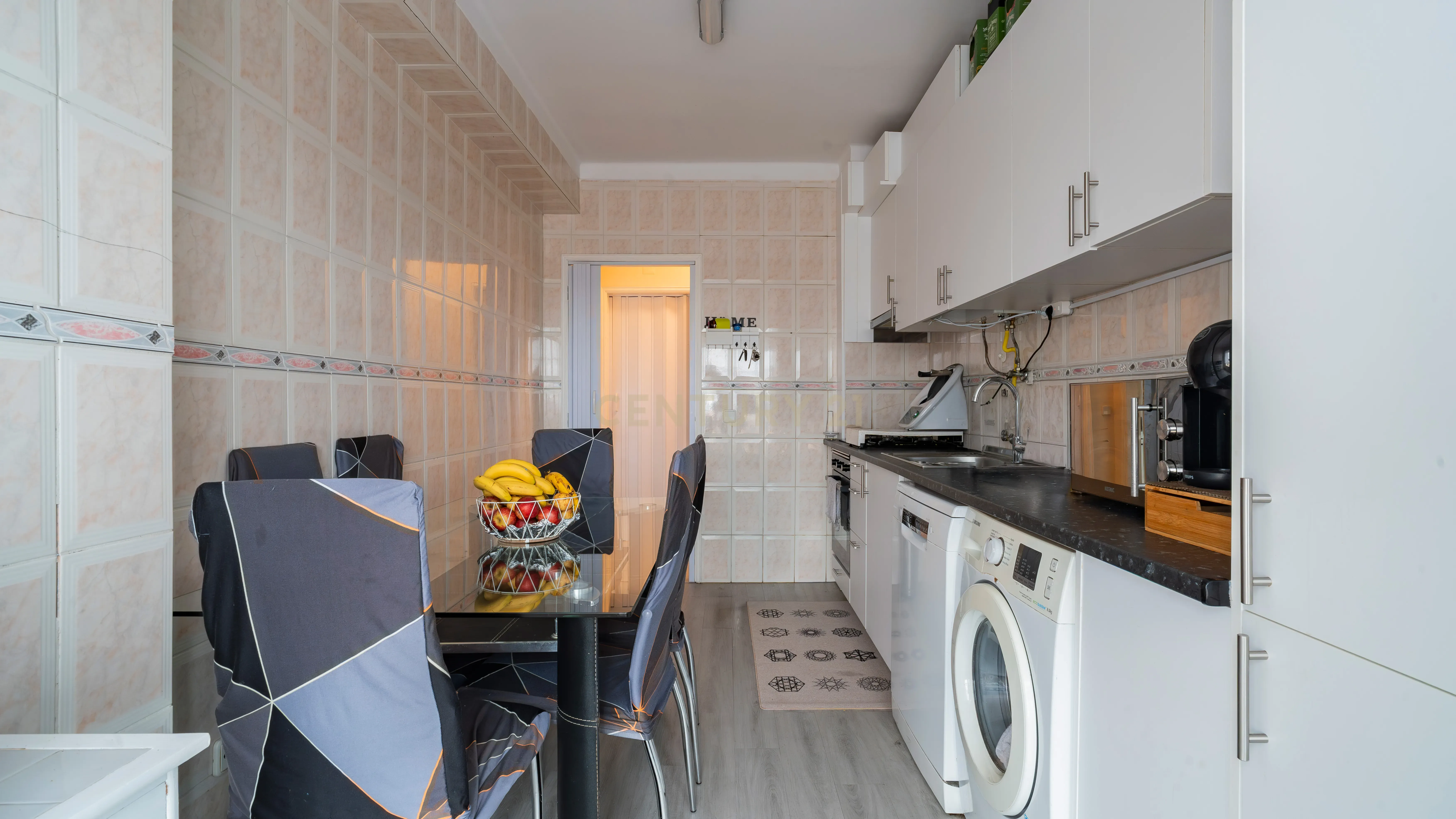Fotografia 5 de Apartamento T3 com Garagem | 2 WCs | Excelente Estado | Marinha Grande