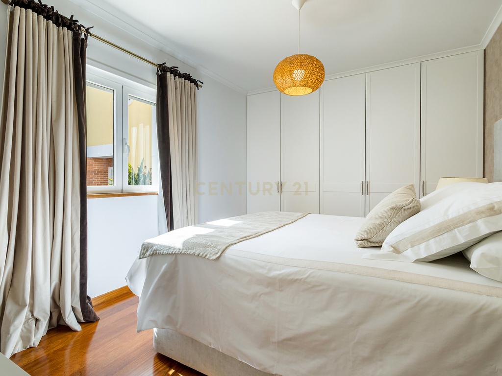 Apartamento T2 mobilado | Condomínio com Piscina - Image 13