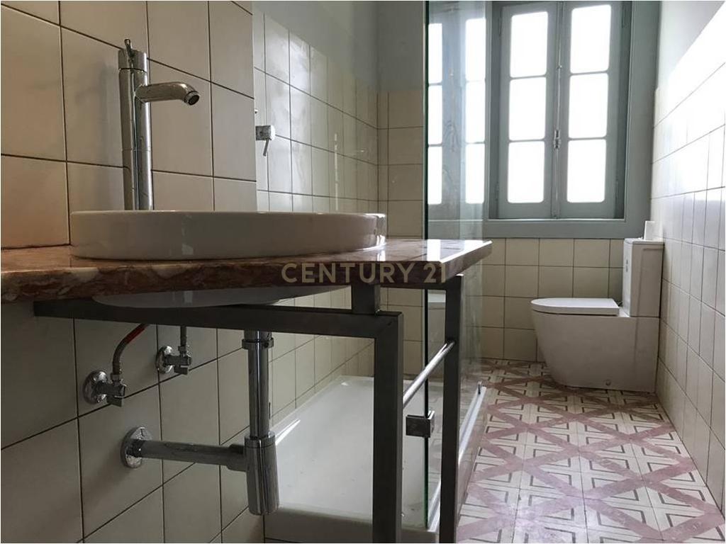 Apartamento T2+1 com Logradouro para Arrendar em Sete Rios - Image 20
