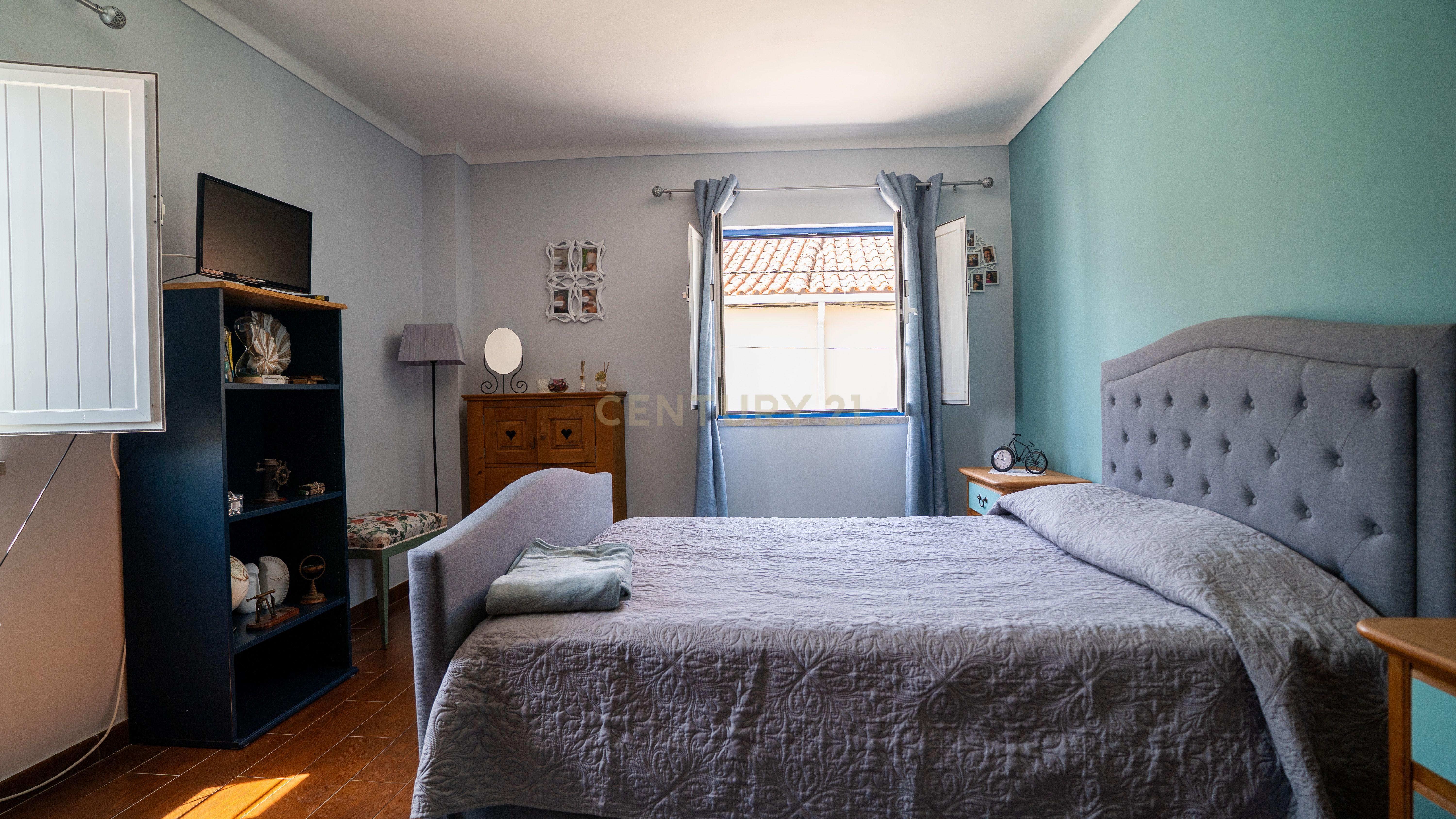 🏡 Moradia T4 Impecável em Olho Marinho – a poucos minutos de Peniche! - Image 23