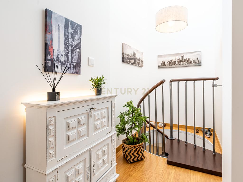 Apartamento T3+1 com Sótão de 100m² na Abrunheira – Oportunidade Única!   - Image 30