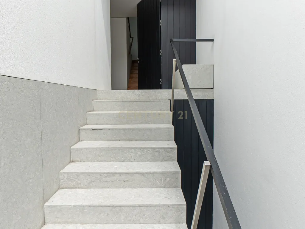 Apartamento T2 com 149 m2 - Centro Histórico de Matosinhos - Image 43