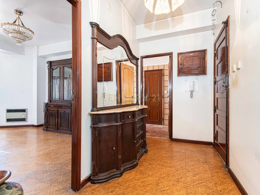 Apartamento T3 com mais de 100m² em Odivelas - Image 20
