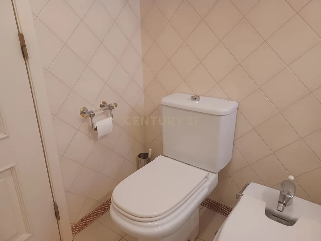 Apartamento T3 em Cascais com Vista Mar - Image 23