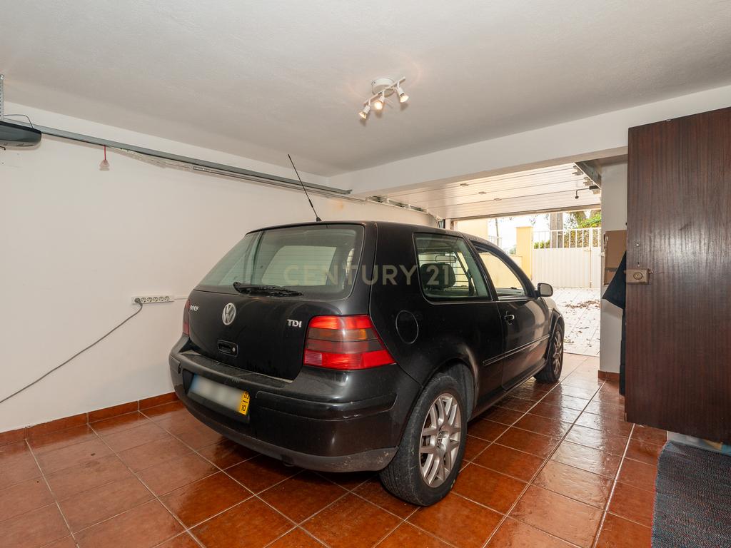 **ESPECTACULAR MORADIA T3 NO CENTRO DE MAFRA** - Image 62