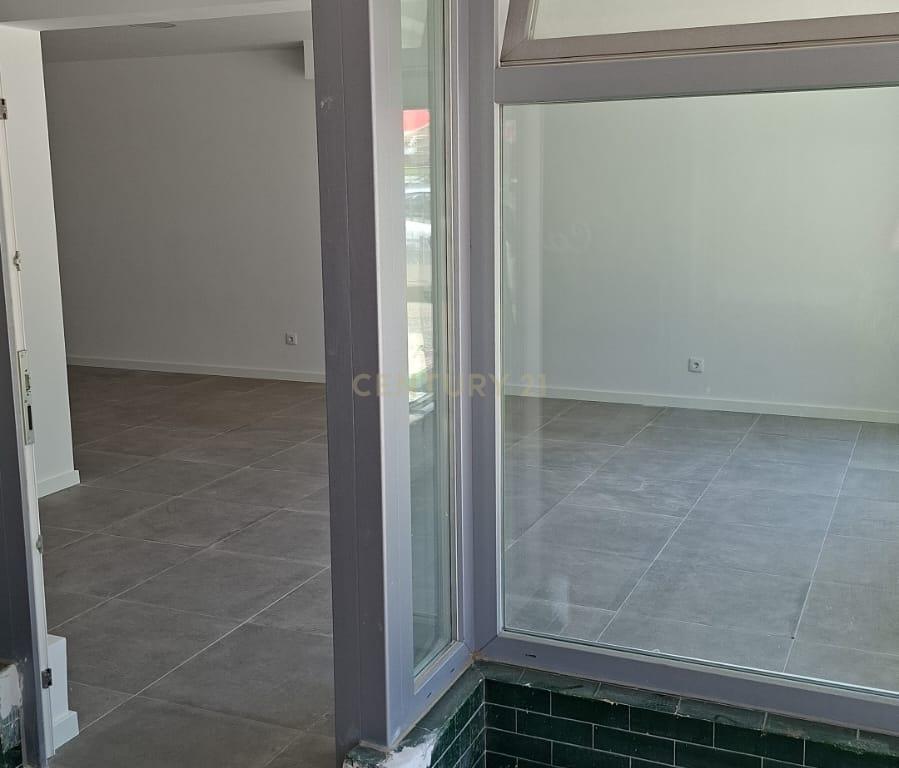 Arrendamento Loja em Tires - 62m² por 800€ - Image 8