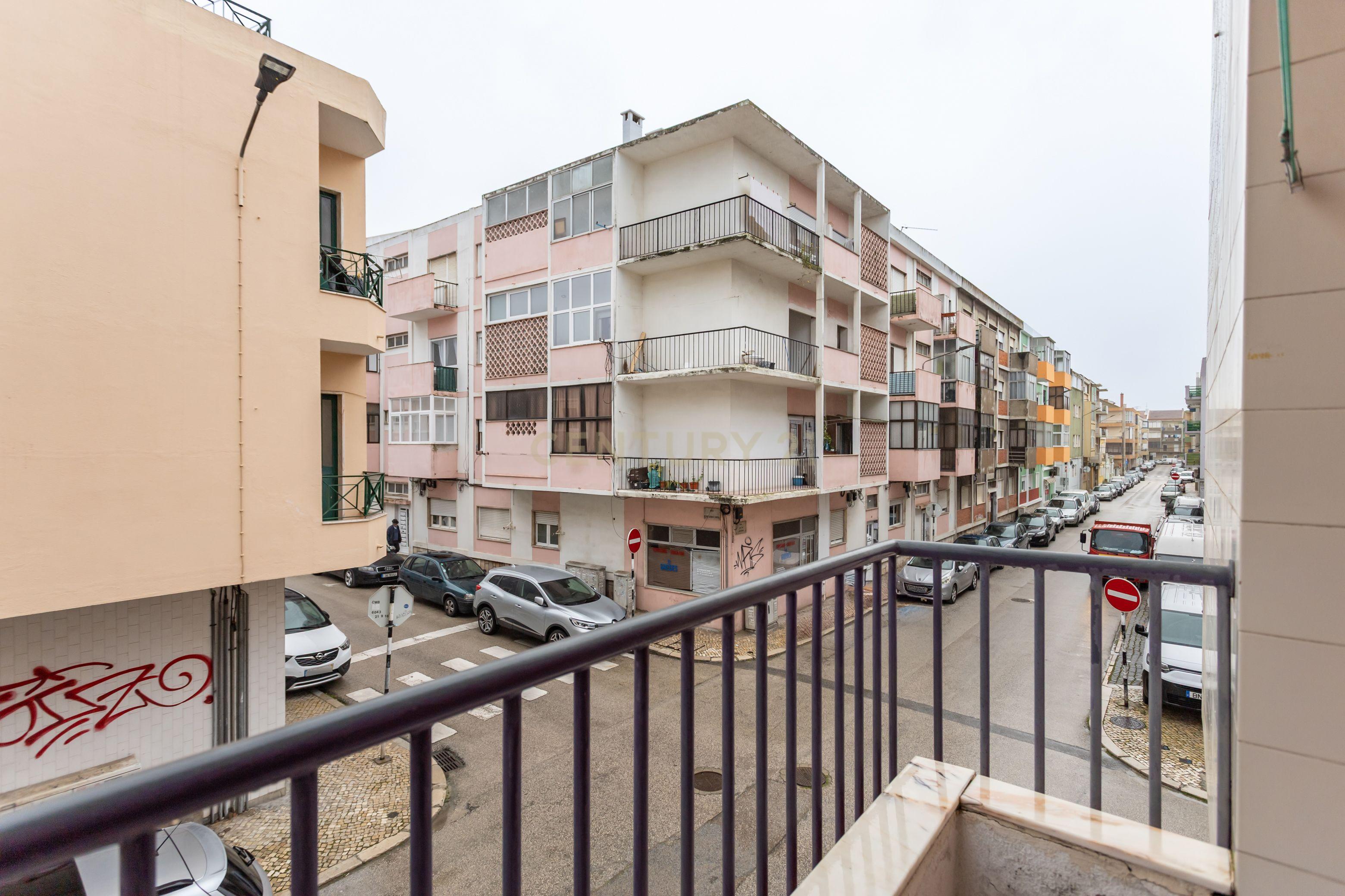 Apartamento T3 em Barreiro - Image 27