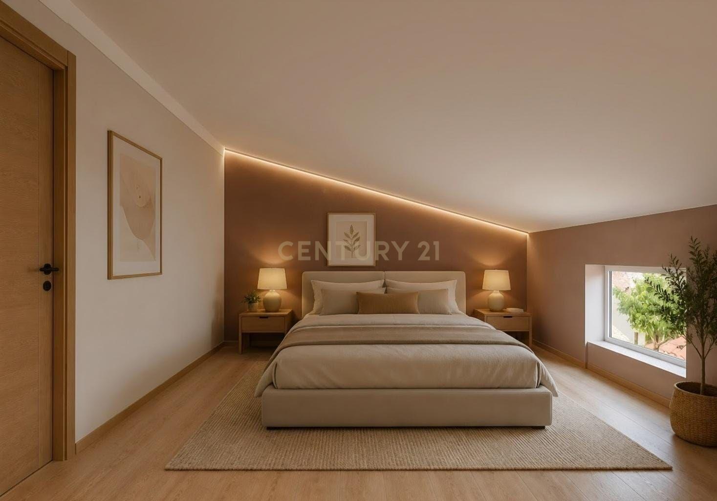 Fotografia 10 de Quinta do Conde - Apartamento T2+2 completamente remodelado com quintal