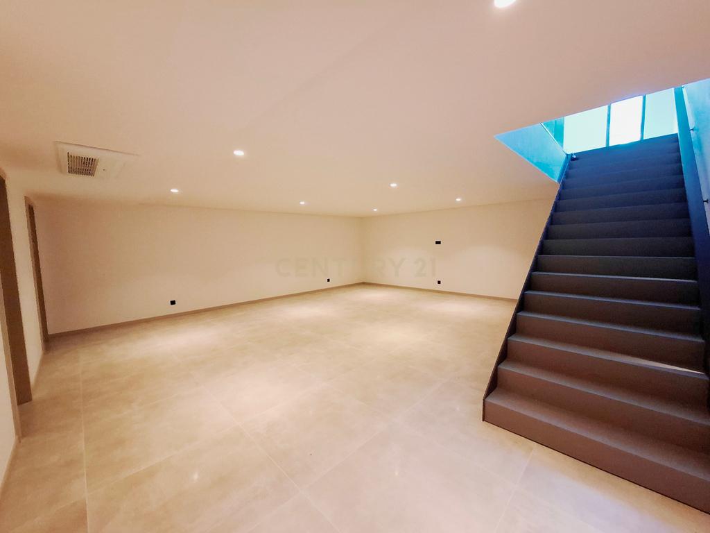 "Moradia Isolada Nova na Marina de Albufeira — Qualidade de Vida com Conforto Moderno" - Image 27