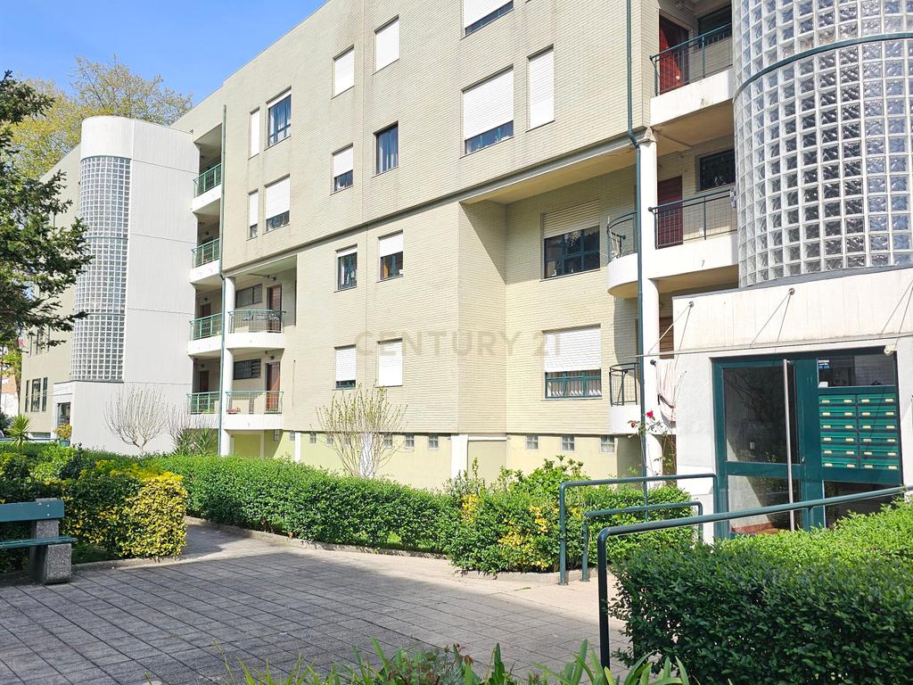 Apartamento T2 com garagem, Matosinhos - Image 21