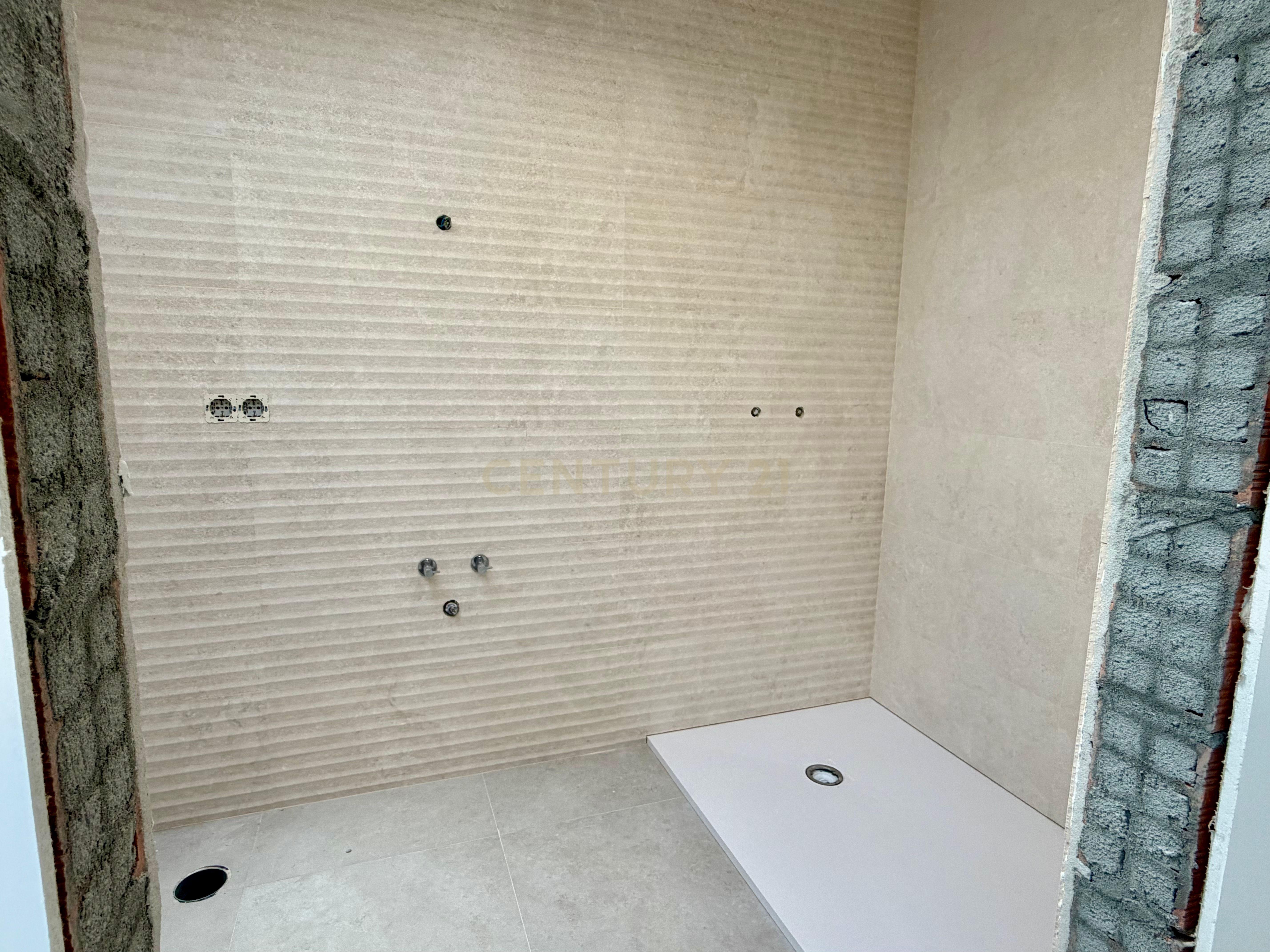 Fotografia 12 de Moradia T3 totalmente remodelada | Lote 1.933m² | Alhadas, Figueira da Foz