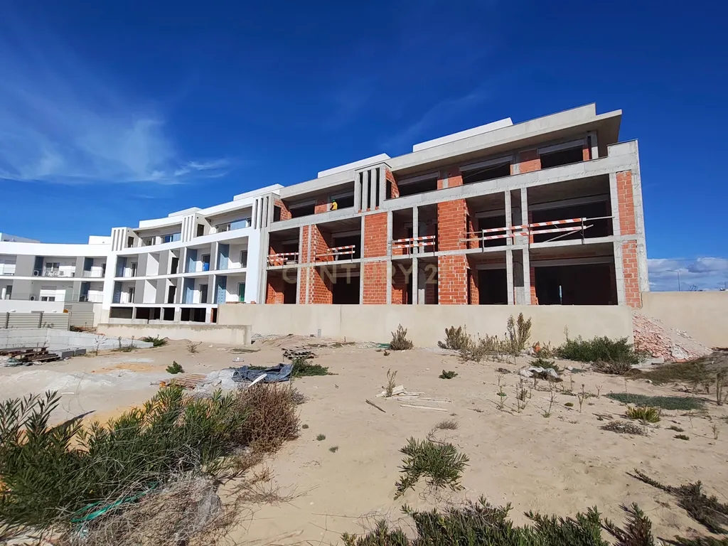 Apartamento Novo, de Luxo, na praia de Santa Cruz em Torres Vedras, Lisboa - 2 Quartos - Image 13