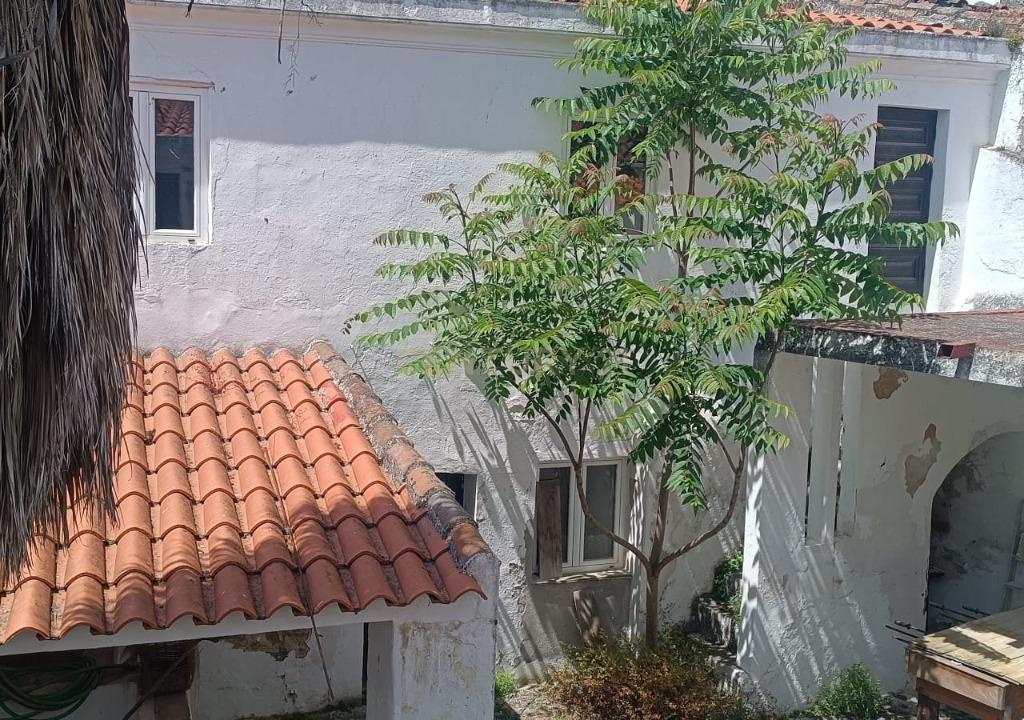 Prédio - no coração da vila raiana de Campo Maior! - Image 21