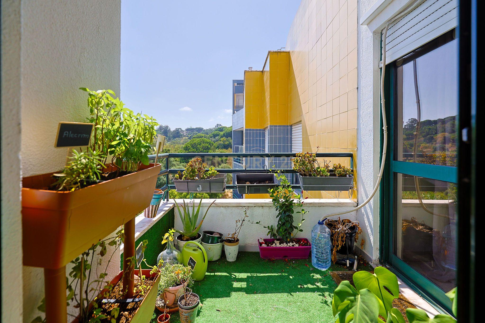 Fotografia 9 de Excelente Apartamento T3 no Feijó – Conforto, Luminosidade e Centralidade