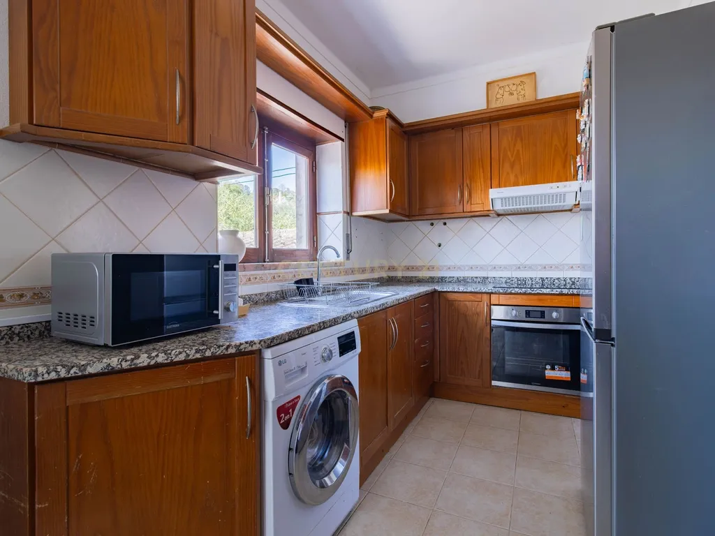 Apartamento T3 com Terraço e Vista Serra em Mira de Aire - Image 3