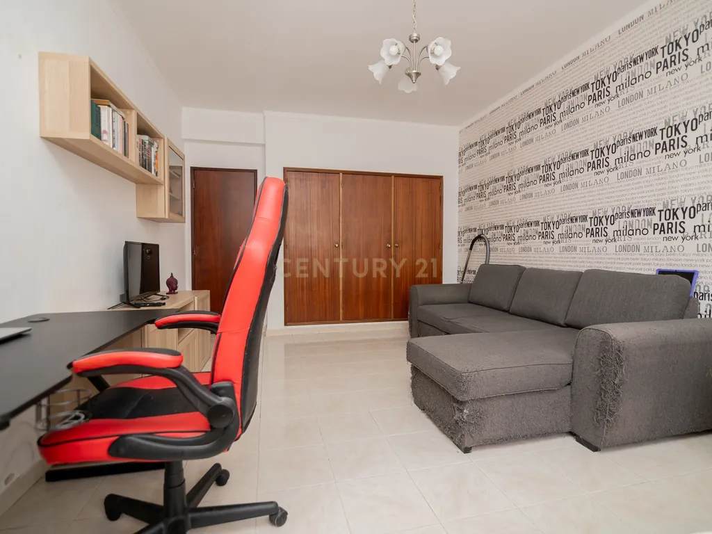 Apartamento T1 em Portimão - Oportunidade Única! - Image 10
