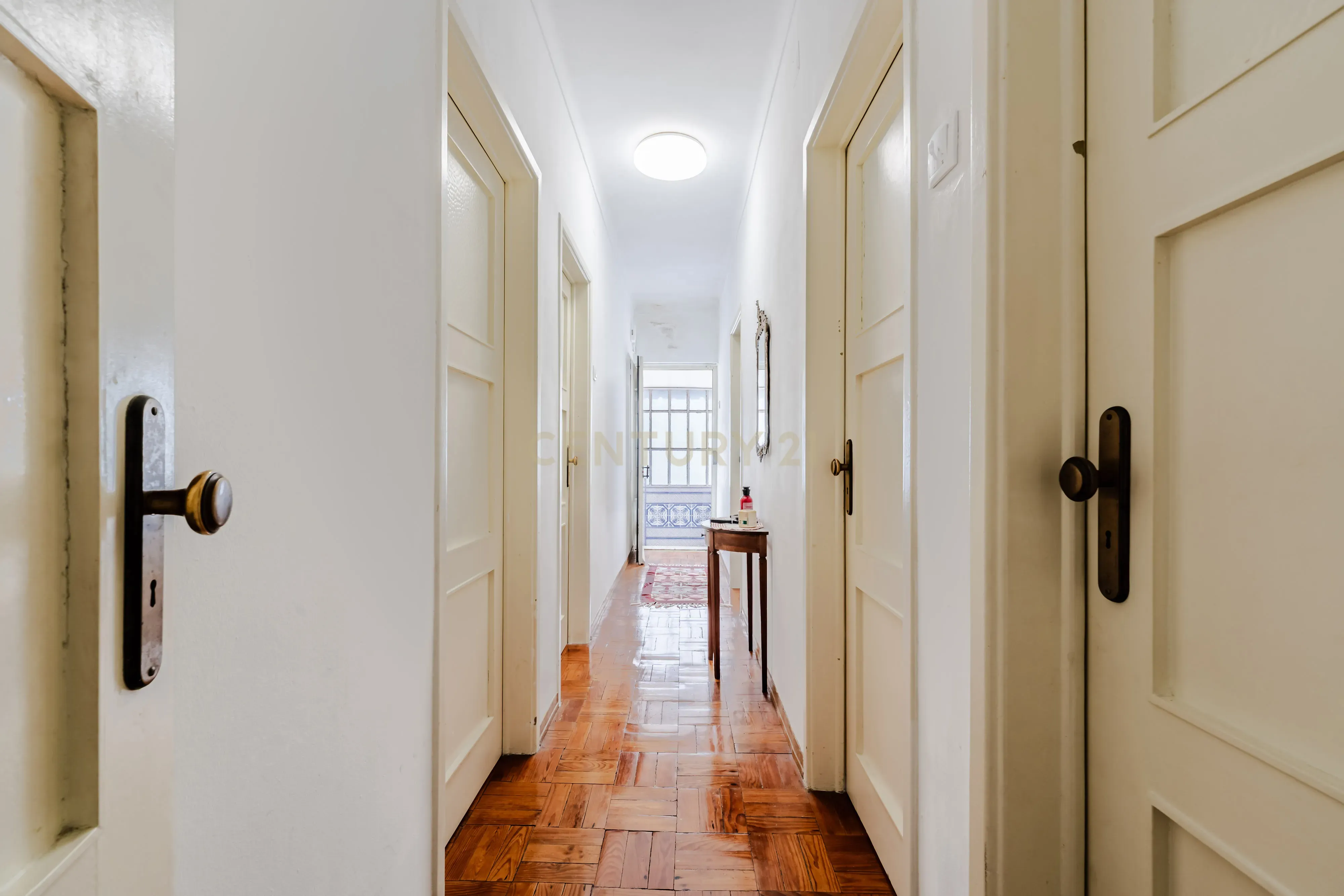 Fotografia 9 de PRÉDIO PARA REABILITAÇÃO - EXCELENTE OPORTUNIDADE DE INVESTIMENTO NA BRANDOA – AMADORA