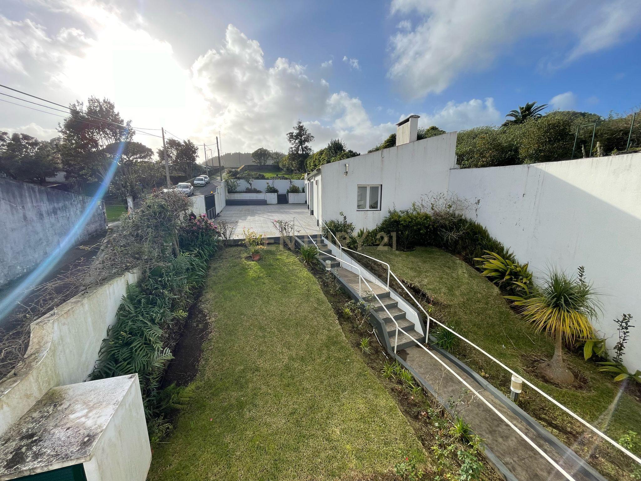 Moradia T5 com garagem - Fajã de Cima - Ponta Delgada (Açores) - Image 36