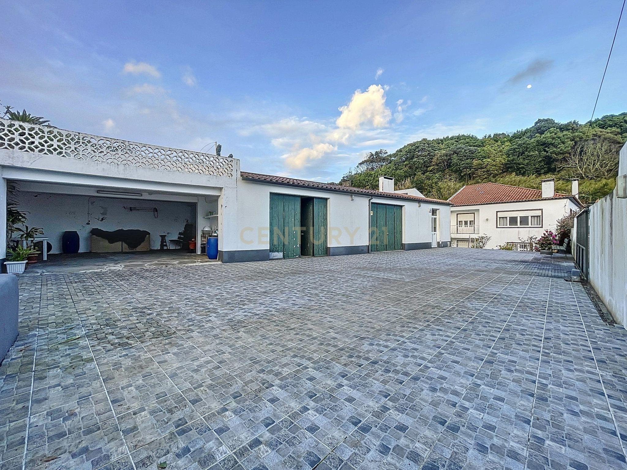 Moradia T5 com garagem - Fajã de Cima - Ponta Delgada (Açores) - Image 39