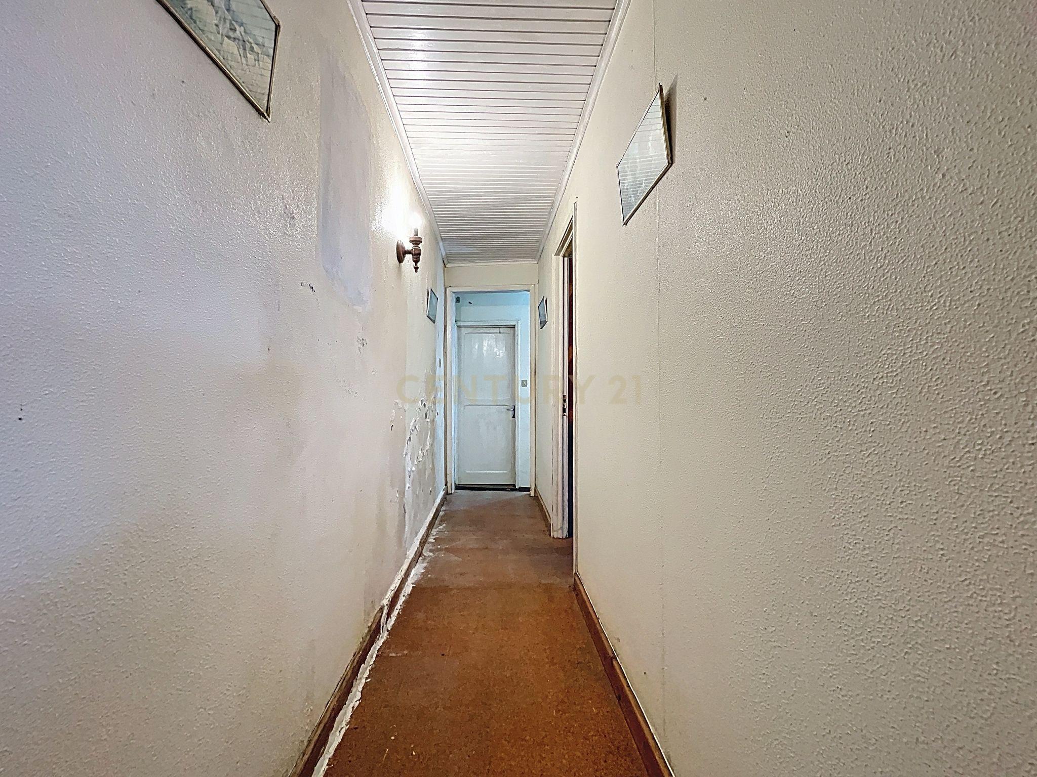 Casa para Recuperação com 3 Quartos a 150.000€ - Image 11