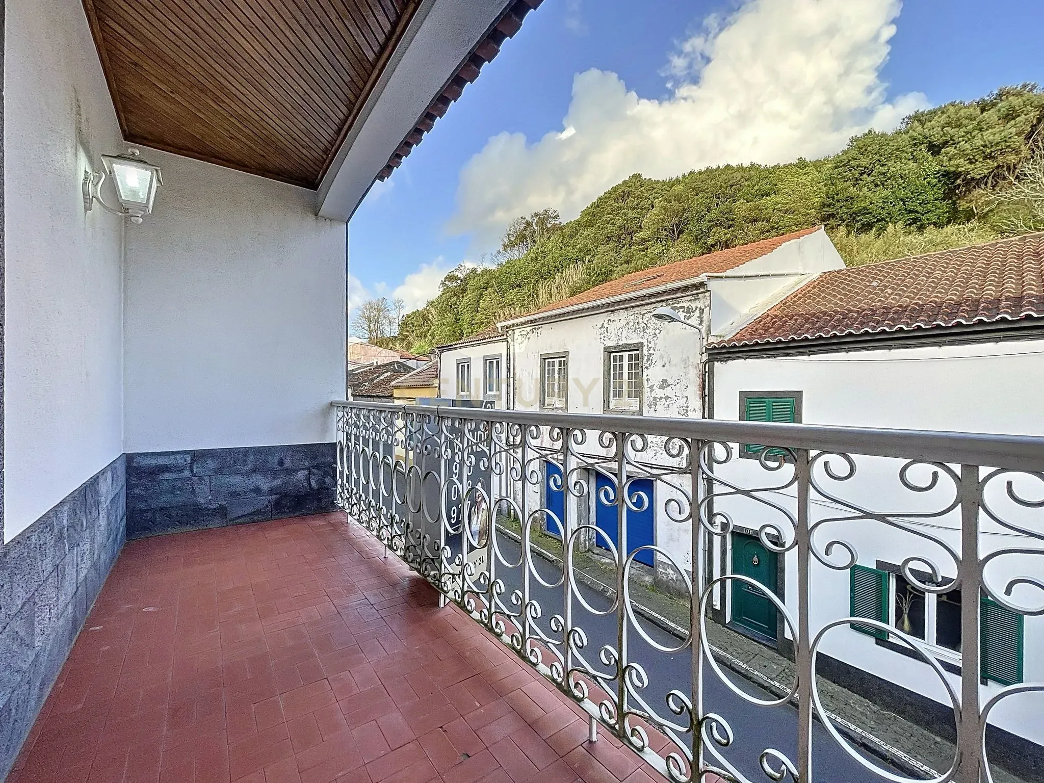 Moradia T5 com garagem - Fajã de Cima - Ponta Delgada (Açores) - Image 16