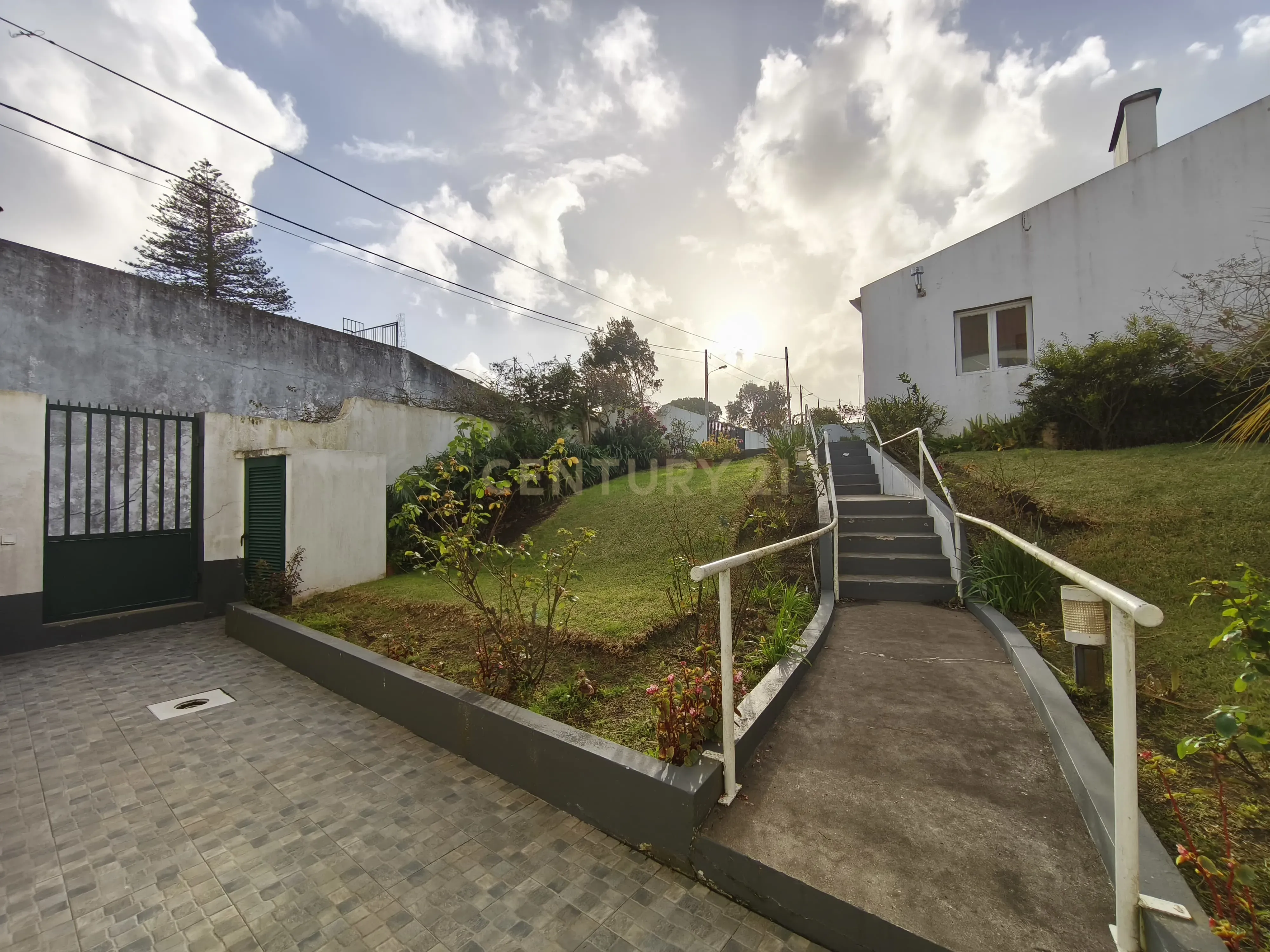 Moradia T5 com garagem - Fajã de Cima - Ponta Delgada (Açores) - Image 35