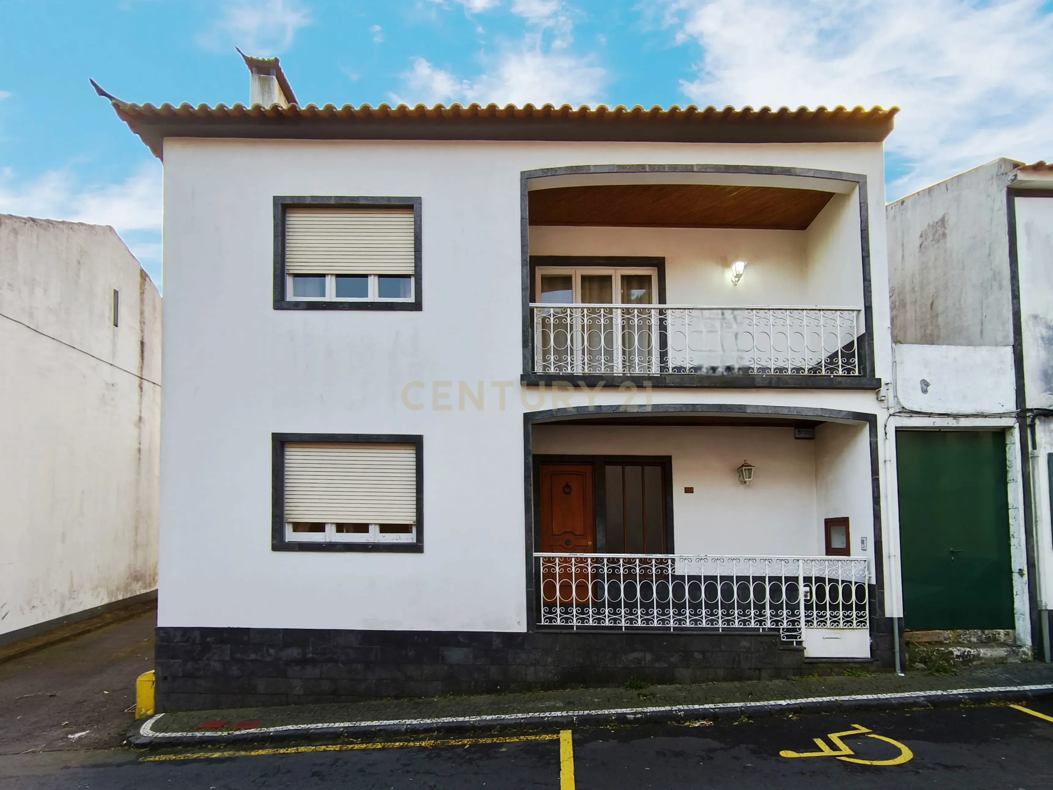 Moradia T5 com garagem - Fajã de Cima - Ponta Delgada (Açores) - Image 3
