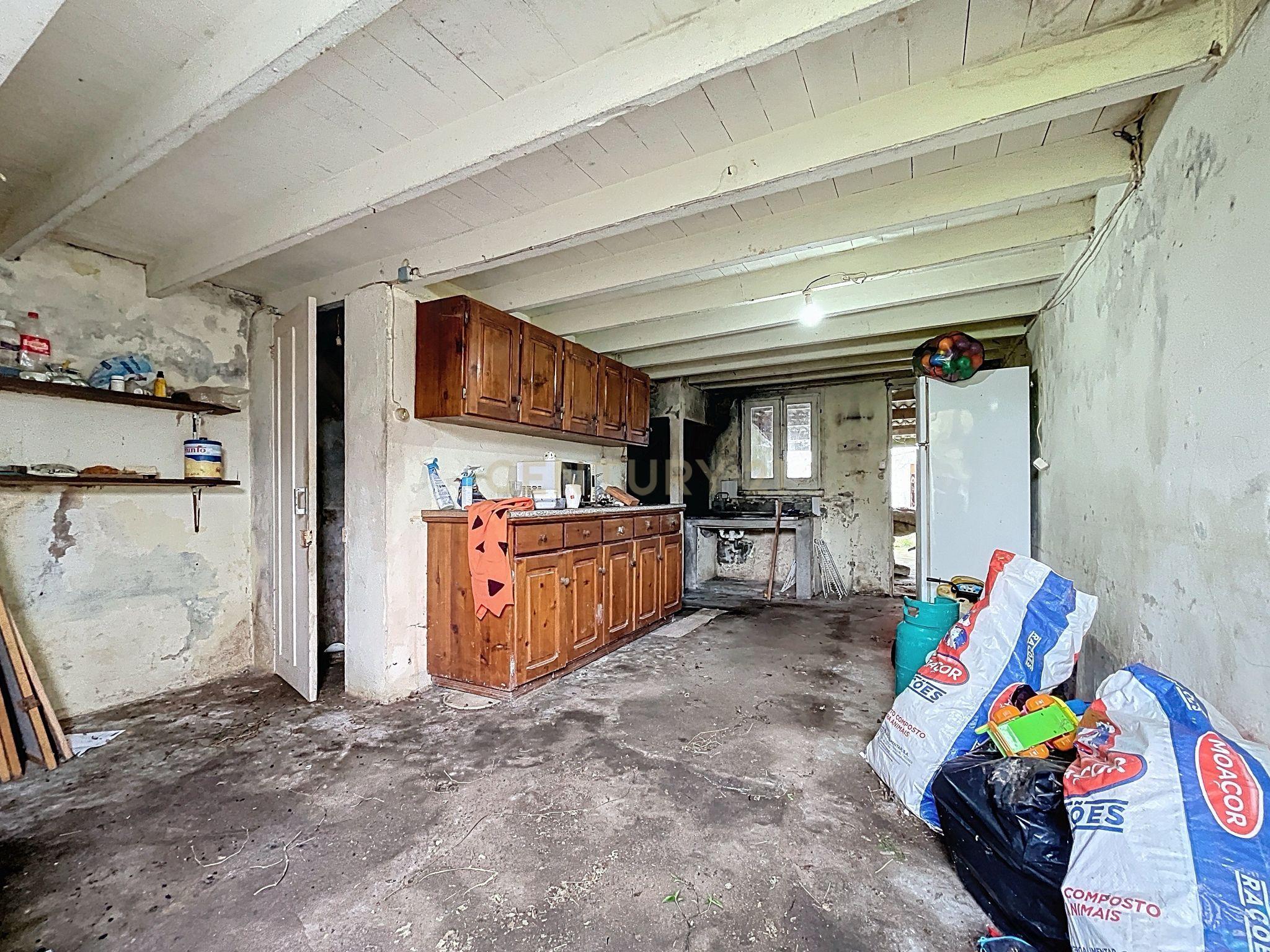 Casa para Recuperação com 3 Quartos a 150.000€ - Image 17